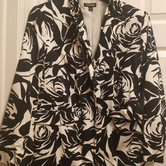 Jacket - Picture 2 of 7